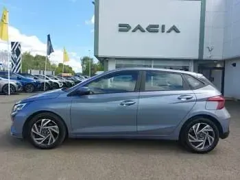 Used Hyundai i20 Advanced 100 HP (73 kW) 2025 Blue Hatchback