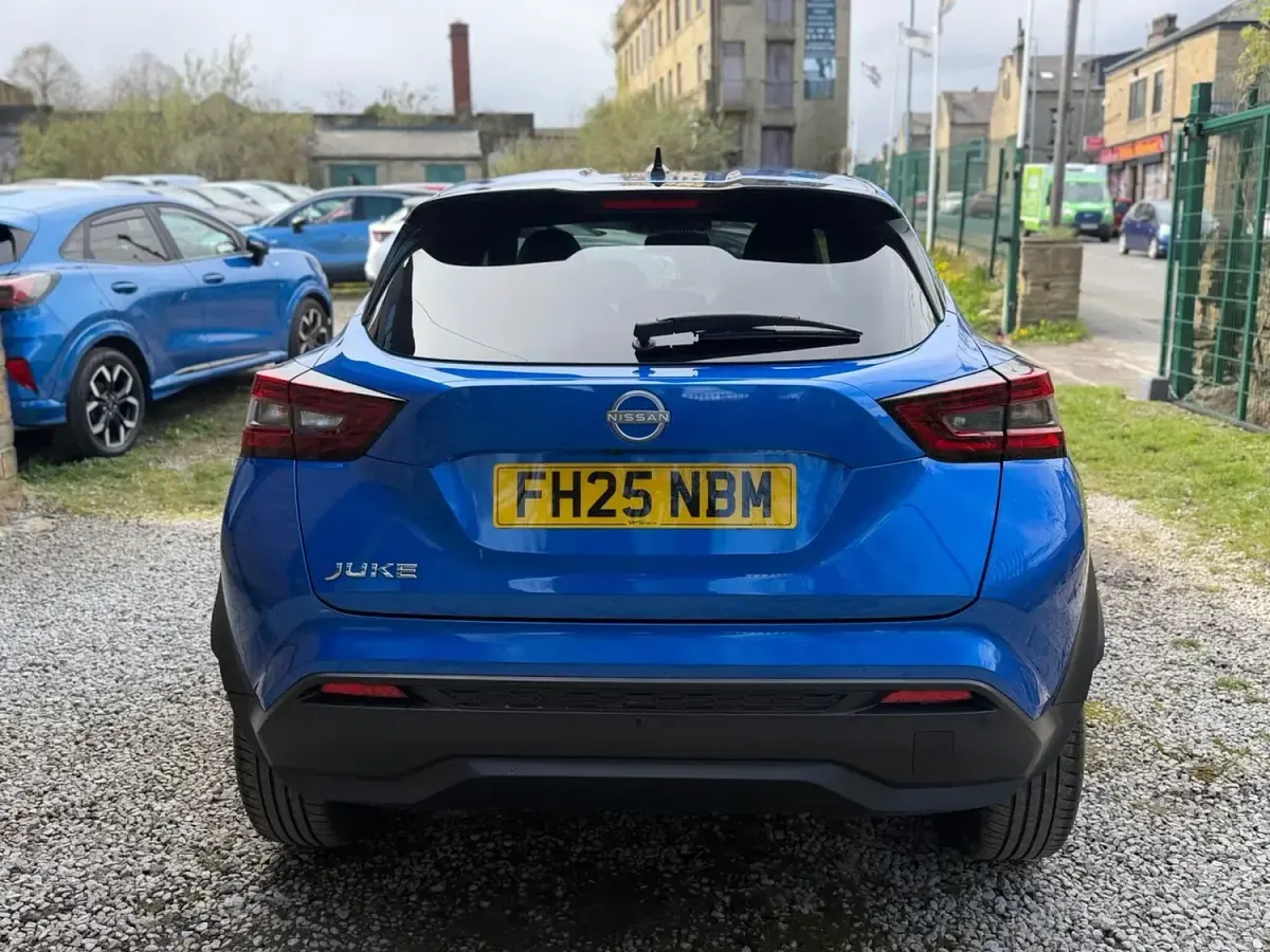 Used Nissan Juke N-Connecta 114 HP (83 kW) 2025 Blue SUV