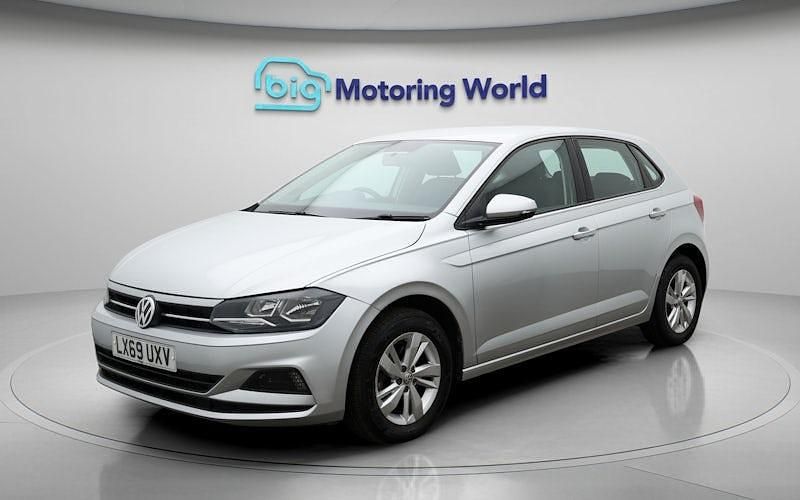 Used VW Polo SE 80 HP (58 kW) 2019 Silver Hatchback