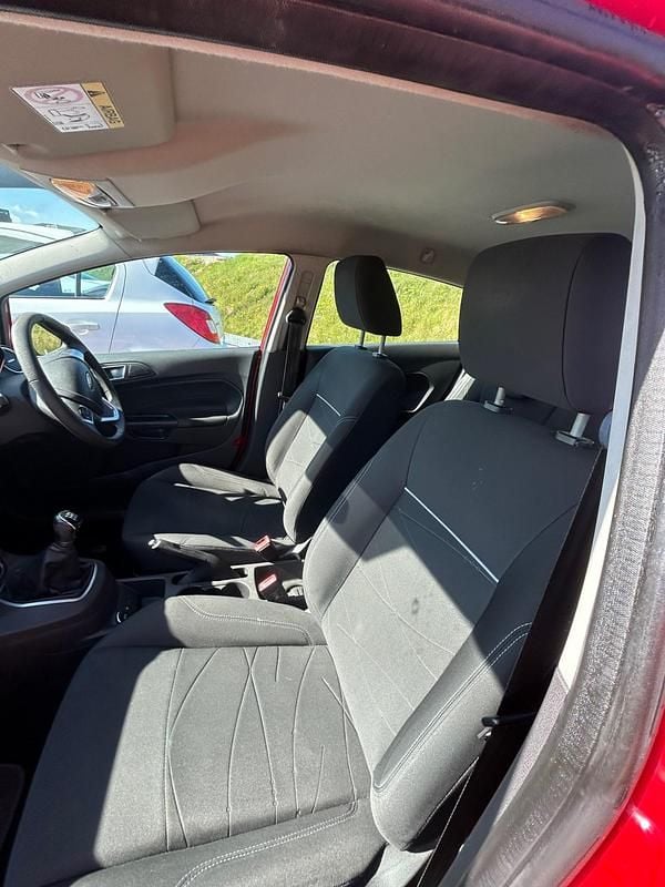 Used Ford Fiesta Style 82 HP (60 kW) 2015 Red Hatchback