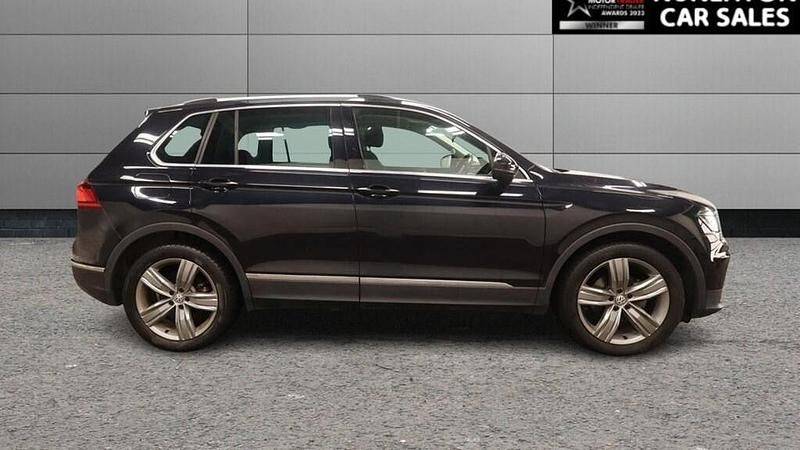 Used VW Tiguan SEL 150 HP (110 kW) 2019 Black SUV