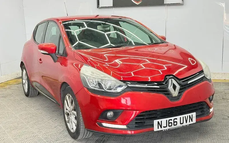 Used Renault Clio Dynamique 90 HP (66 kW) 2018 Hatchback