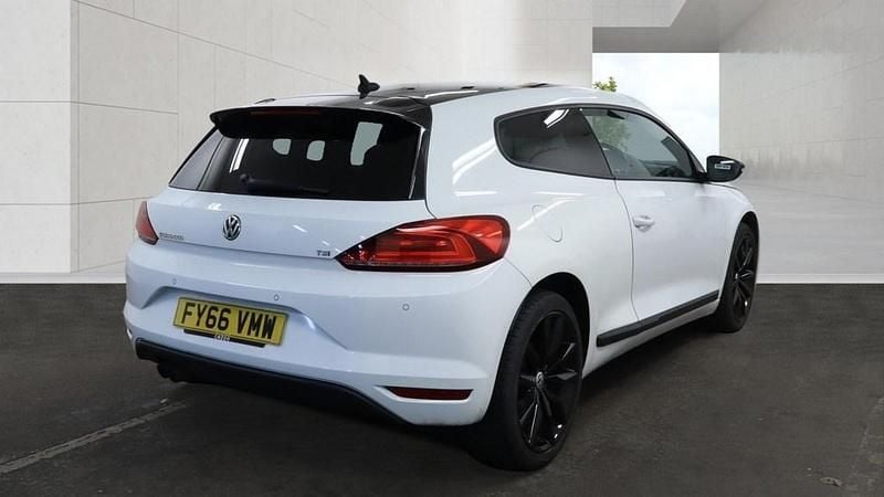Used VW Scirocco Black Edition 125 HP (91 kW) 2016 Candy white Coupe
