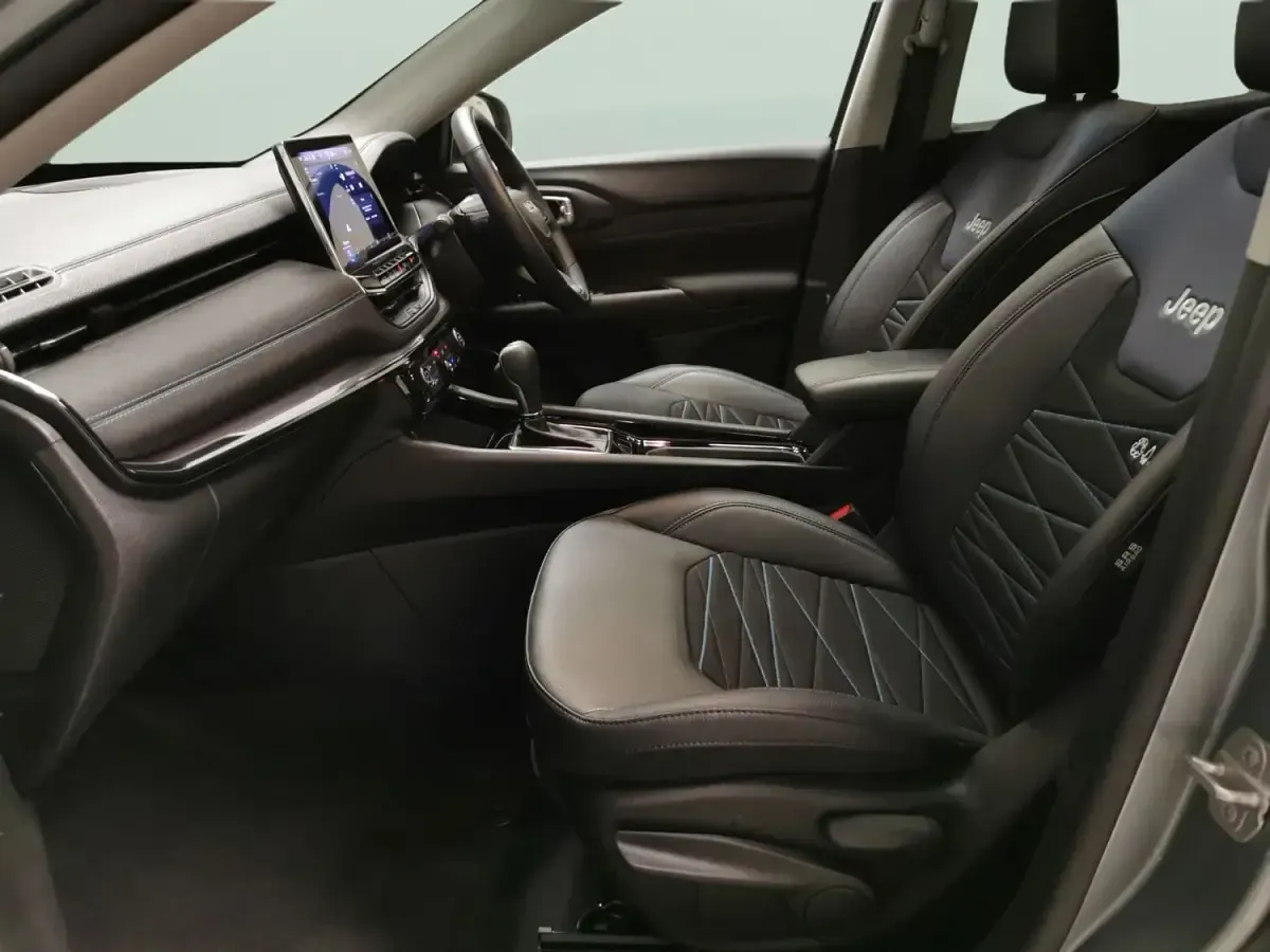 Usado Jeep Compass 130 HP (95 kW) 2022 Preto SUV