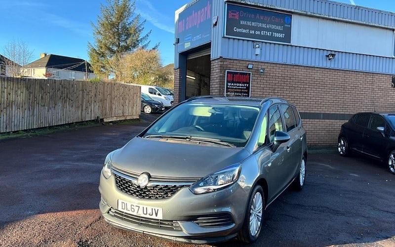 Used Vauxhall Zafira Tourer Design Edition 135 HP (99 kW) 2018 MPV