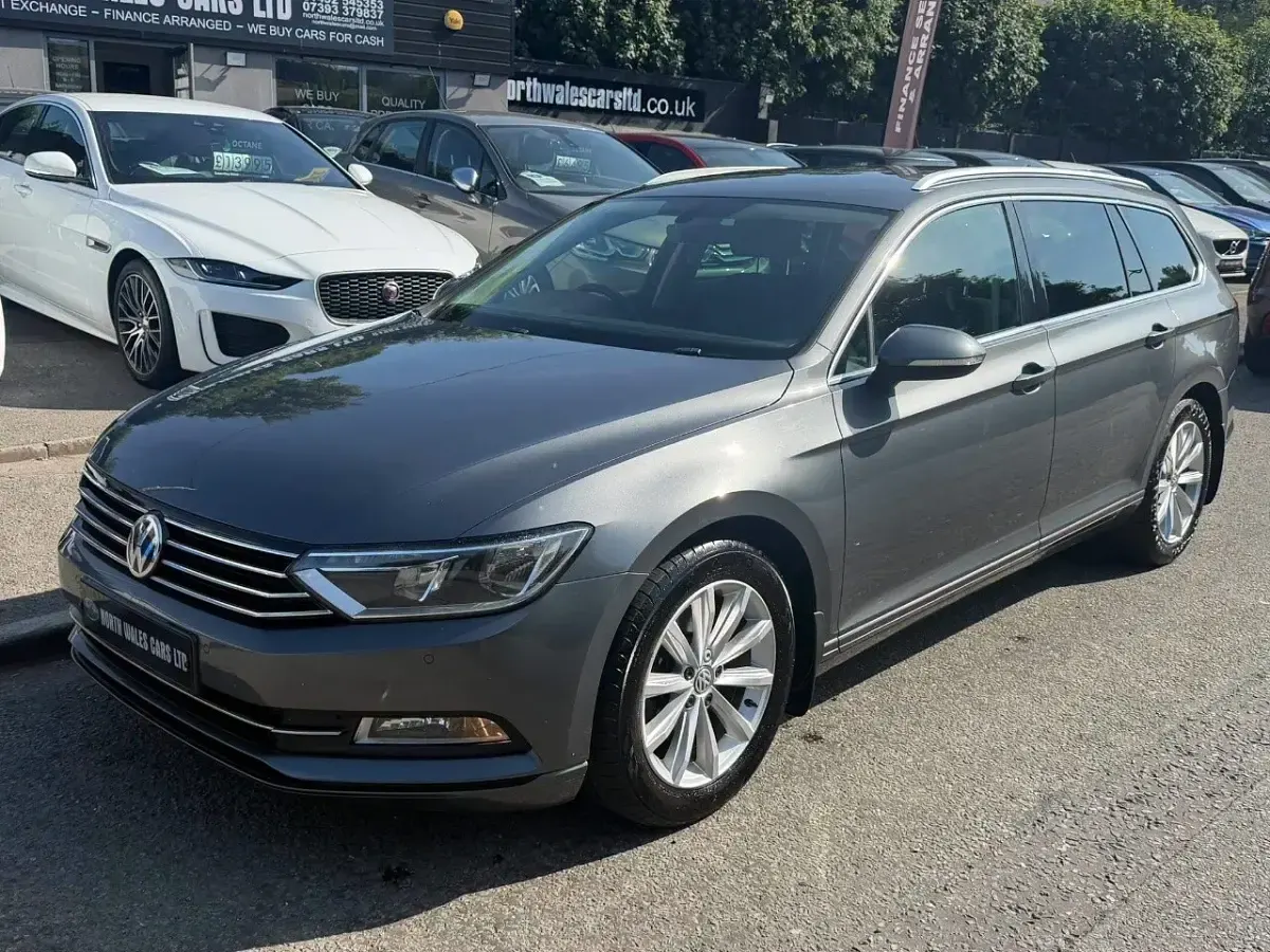 Used VW Passat Business 150 HP (110 kW) 2016 Grey Estate