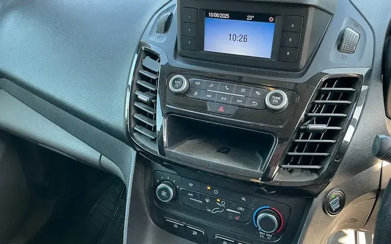 Used Ford Transit Connect Limited 120 HP (88 kW) 2021 MPV
