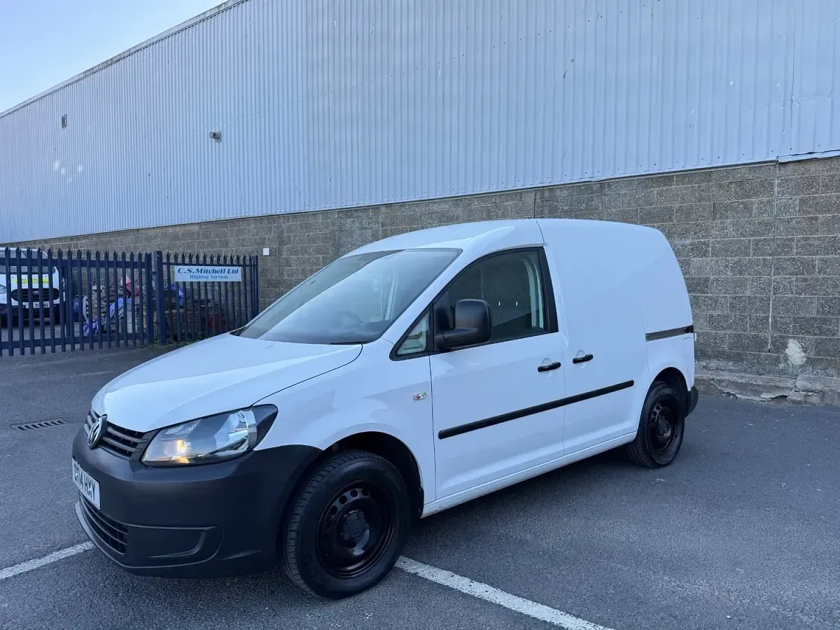 Used VW Caddy Startline 102 HP (75 kW) 2014 White MPV