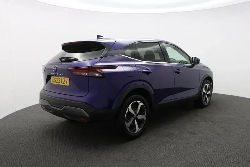 Used Nissan Qashqai N-Connecta 140 HP (102 kW) 2023 Blue SUV