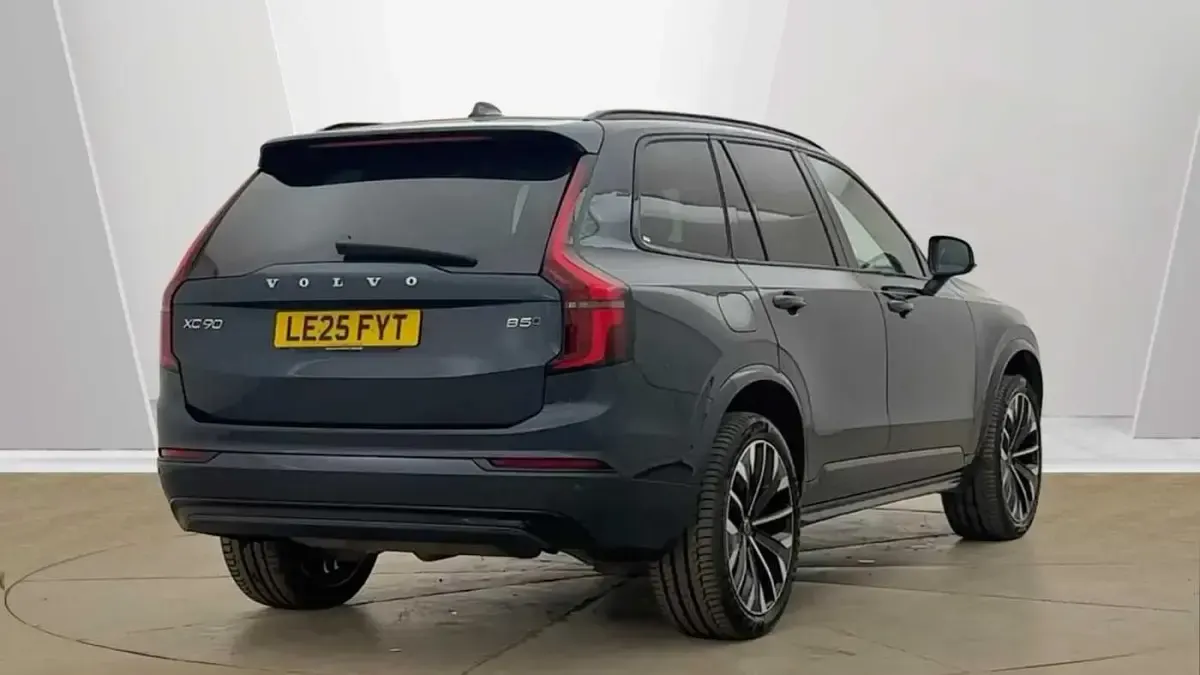Used Volvo XC90 Ultra 247 HP (181 kW) 2026 SUV