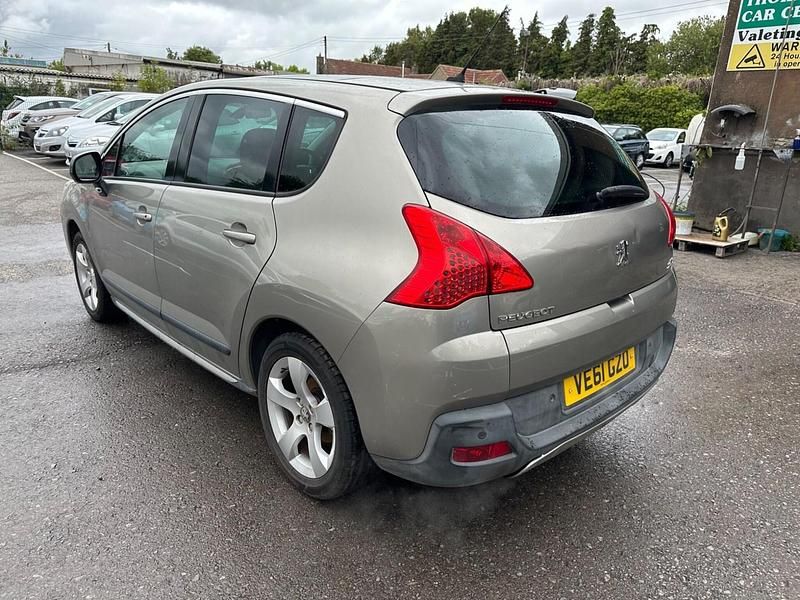 Used Peugeot 3008 2012 Grey Hatchback