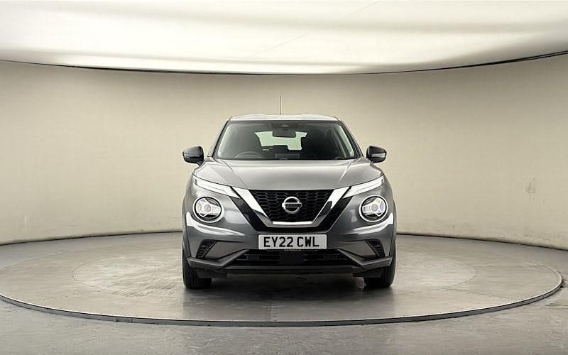 Used Nissan Juke Acenta 114 HP (83 kW) 2022 New grey SUV