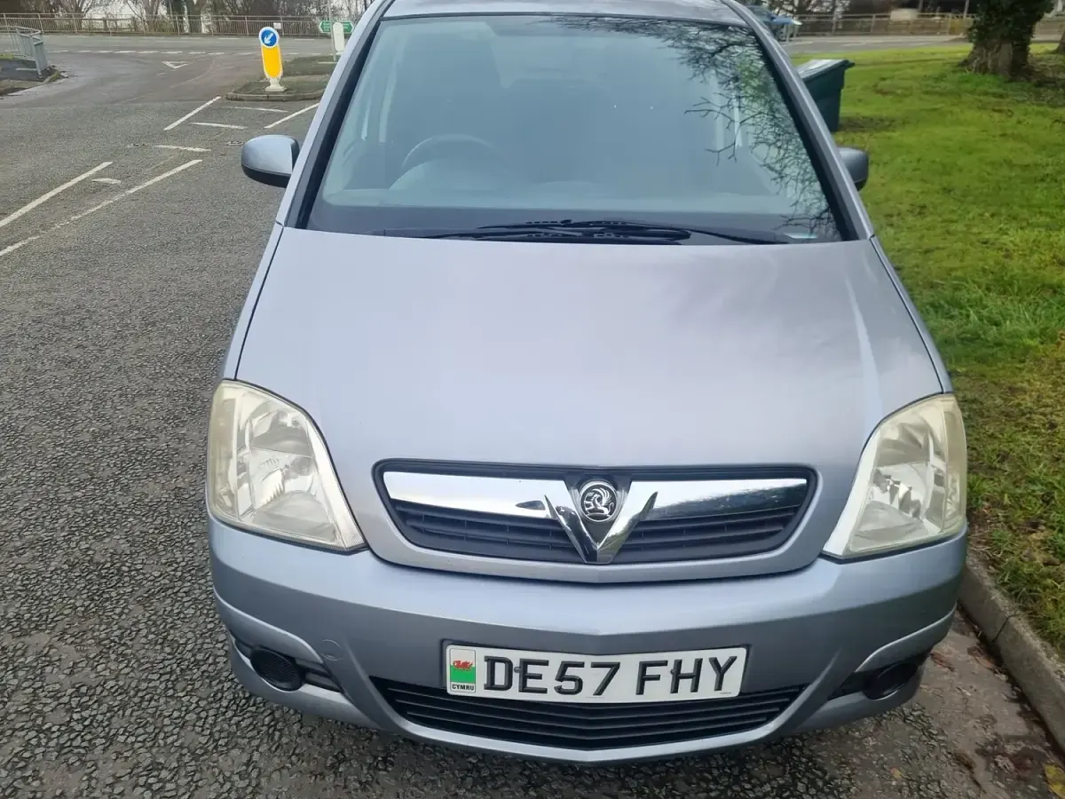 Used Vauxhall Meriva 140 HP (102 kW) 2007 Silver MPV