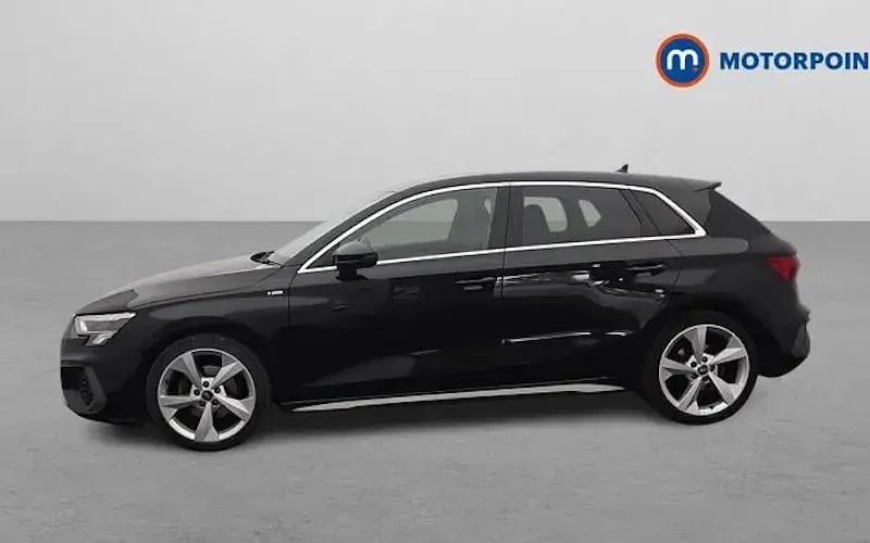 Used Audi A3 Sportback S-Line 150 HP (110 kW) 2024 Hatchback