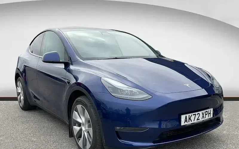 Used Tesla Model Y Long Range AWD 286 kW (389 HP) 2025 SUV