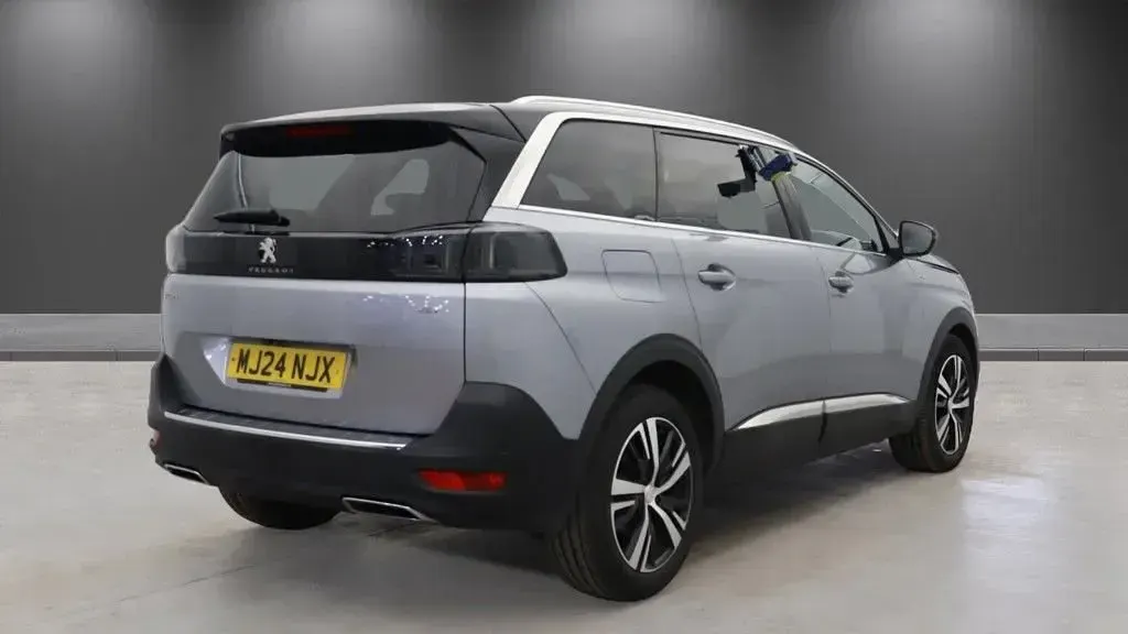 Used Peugeot 5008 GT 136 HP (100 kW) 2024 Grey SUV