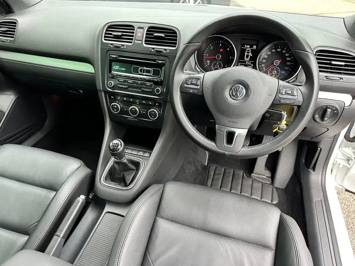 Usado VW Golf Cabriolet SE 2015 Branco Cabrios