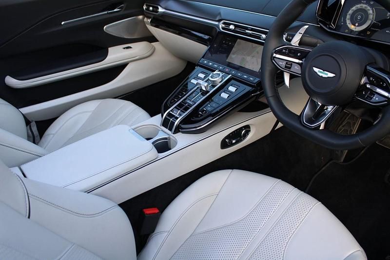 Used Aston Martin V8 Vantage 665 HP (489 kW) 2025 Blue Cabriolet