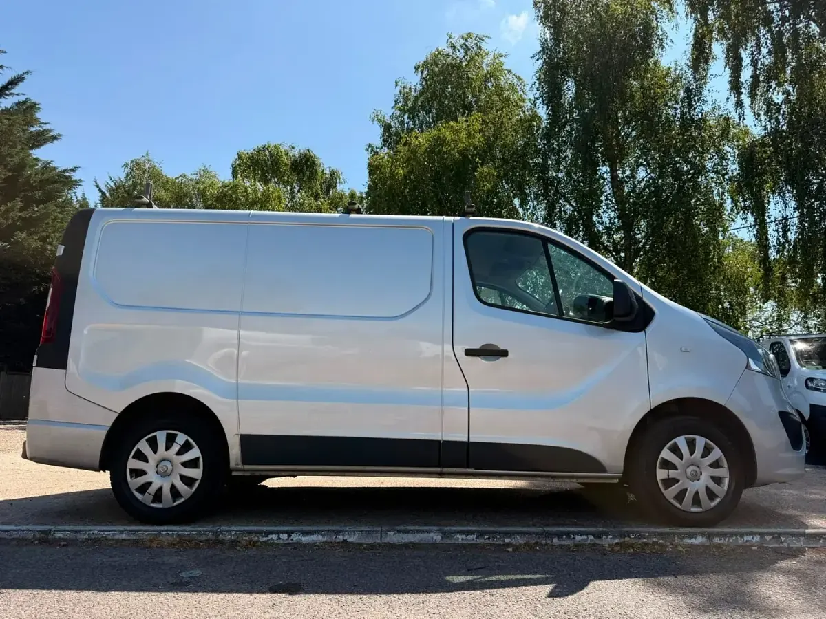 Used Vauxhall Vivaro Sportive 2019 Silver MPV
