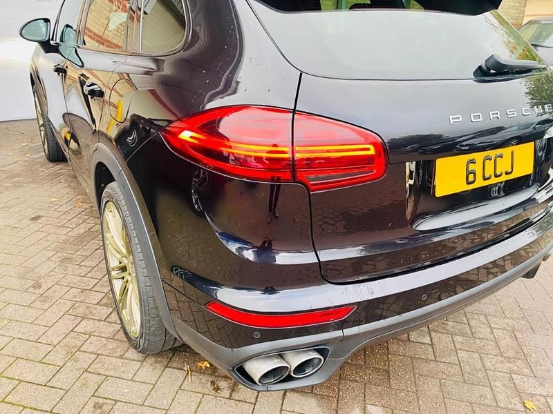 Used Porsche Cayenne S E-Hybrid 2014 Black SUV