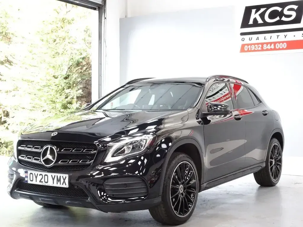Used Mercedes GLA180 AMG line 122 HP (89 kW) 2020 Black SUV