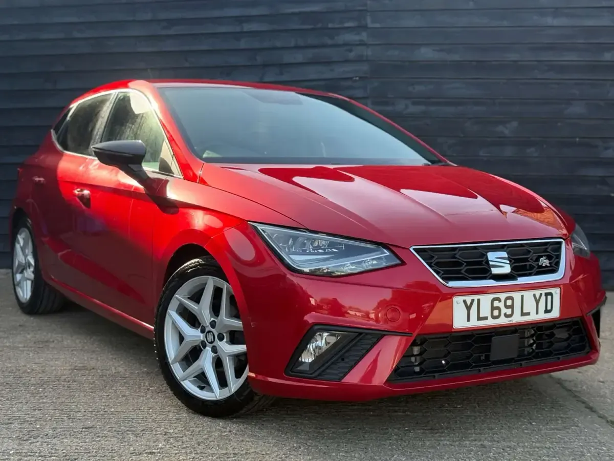 Używany Seat Ibiza FR 115 KM (84 kW) 2020 Czerwony Hatchback