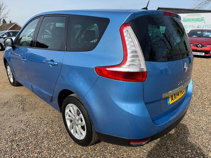 Used Renault Grand Scénic III Dynamique 110 HP (80 kW) 2014 Blue MPV