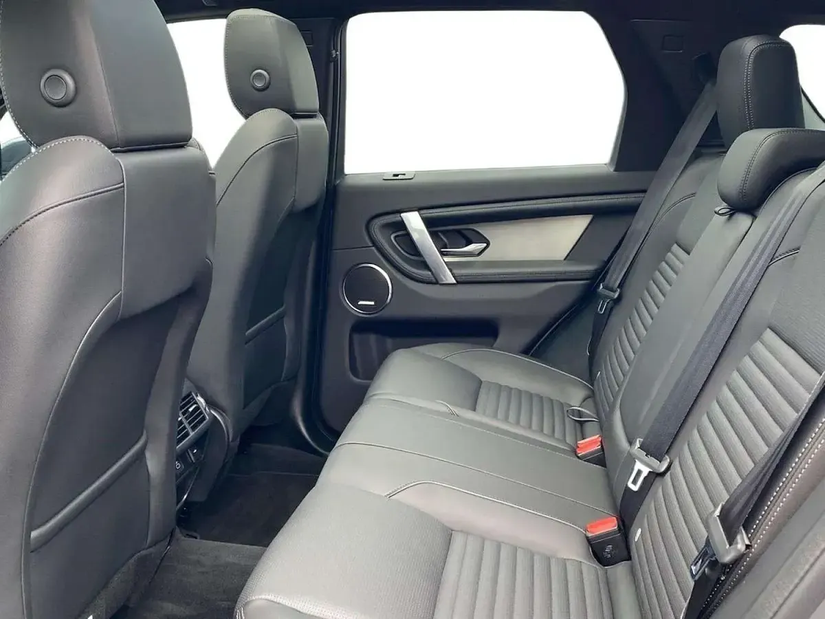 Used Land Rover Discovery Sport SE Dynamic 204 HP (150 kW) 2025 Grey SUV