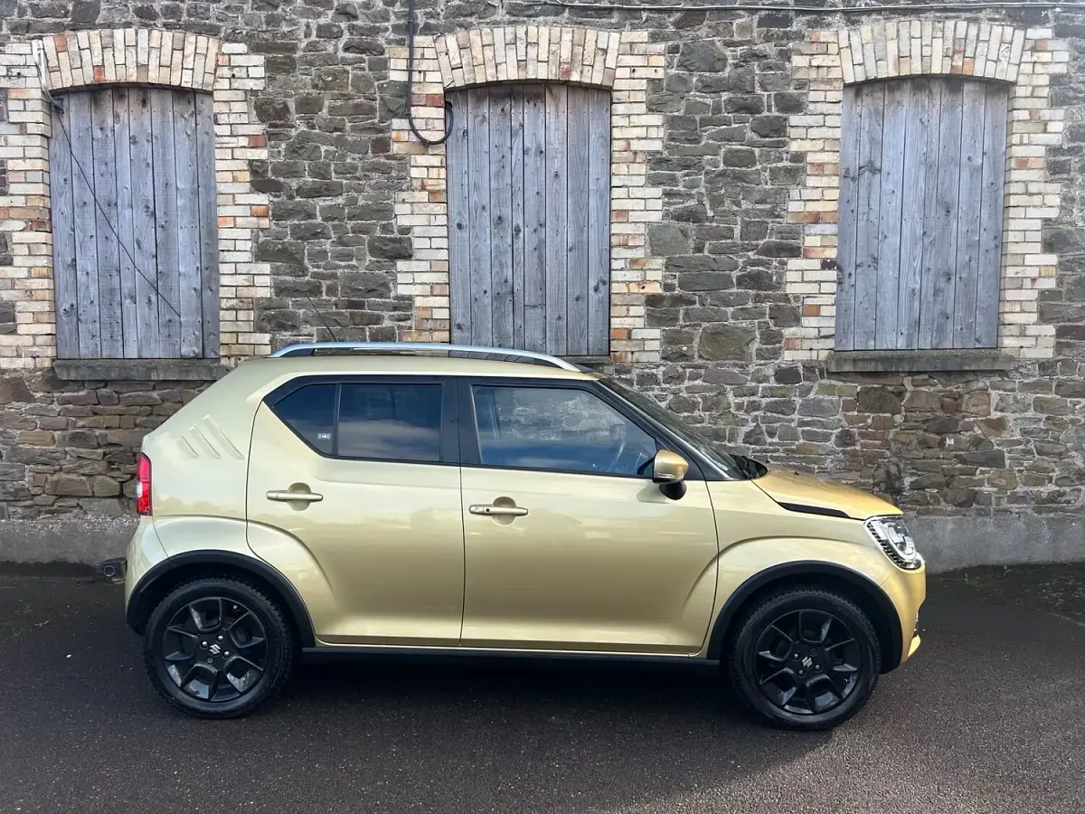 Used Suzuki Ignis SZ5 90 HP (66 kW) 2018 Gold Hatchback
