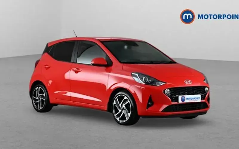 Used Hyundai i10 Premium 84 HP (61 kW) 2023 Hatchback