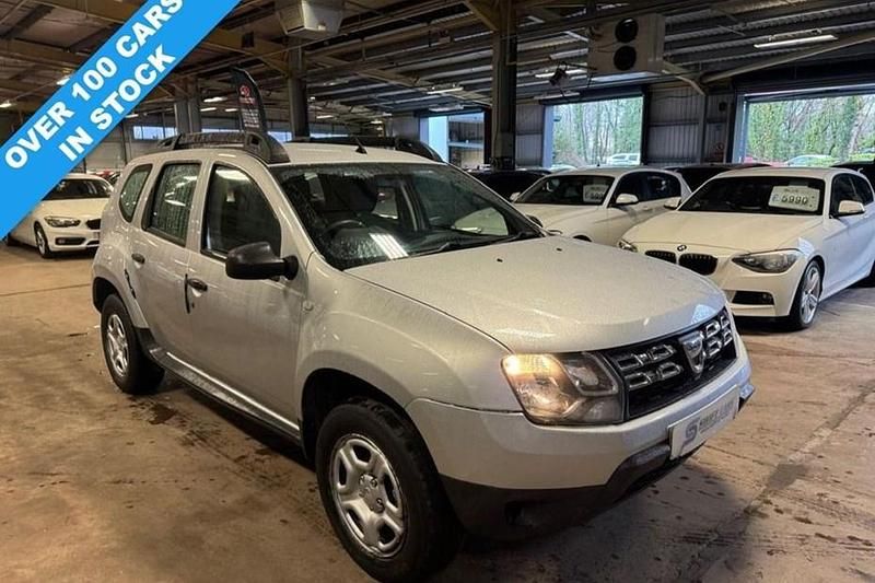 Used Dacia Duster Ambiance 110 HP (80 kW) 2017 Silver SUV