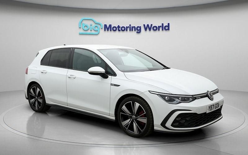 Used VW Golf VIII GTD 200 HP (147 kW) 2022 White Hatchback