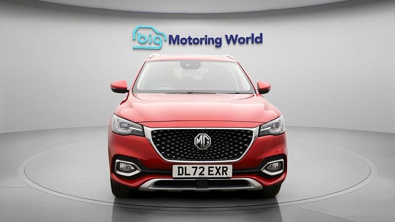Used MG HS Exclusive 162 HP (119 kW) 2023 Red SUV