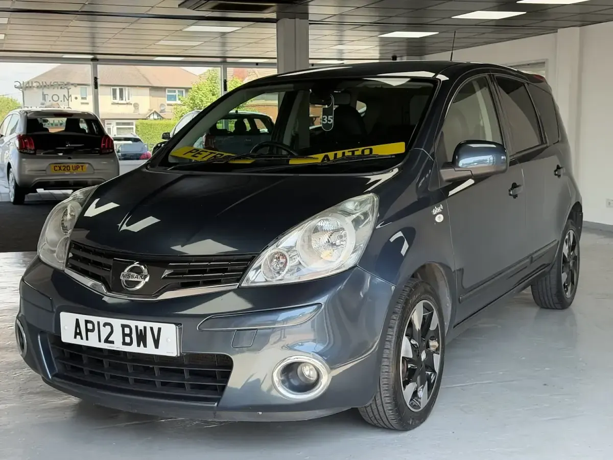 Used Nissan Note N-TEC 110 HP (80 kW) 2012 Blue Hatchback