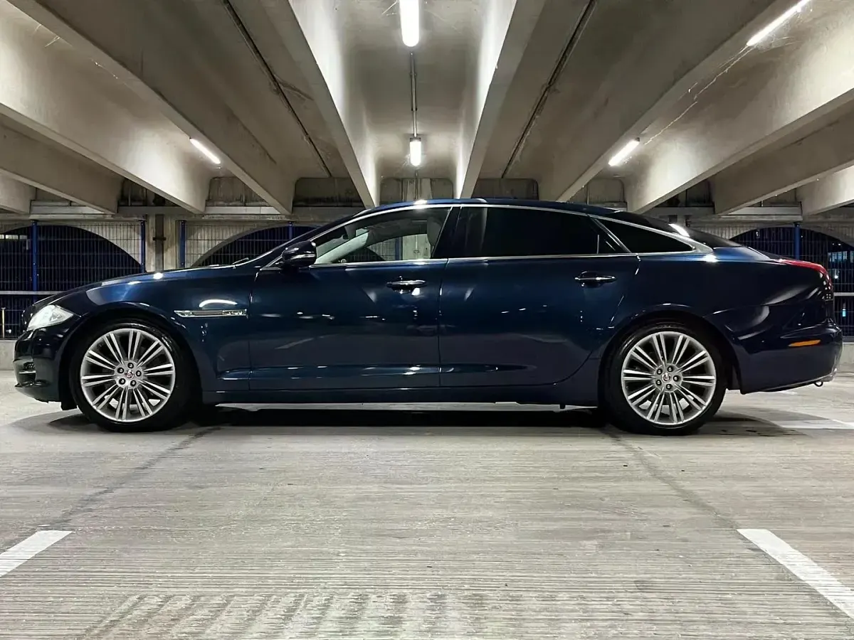 Used Jaguar XJ Portfolio 2010 Blue Sedan