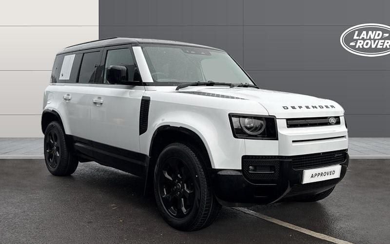 Used 2025 Land Rover Defender HSE Dynamic Estate | £57,610 (Good price) - Image 1/4