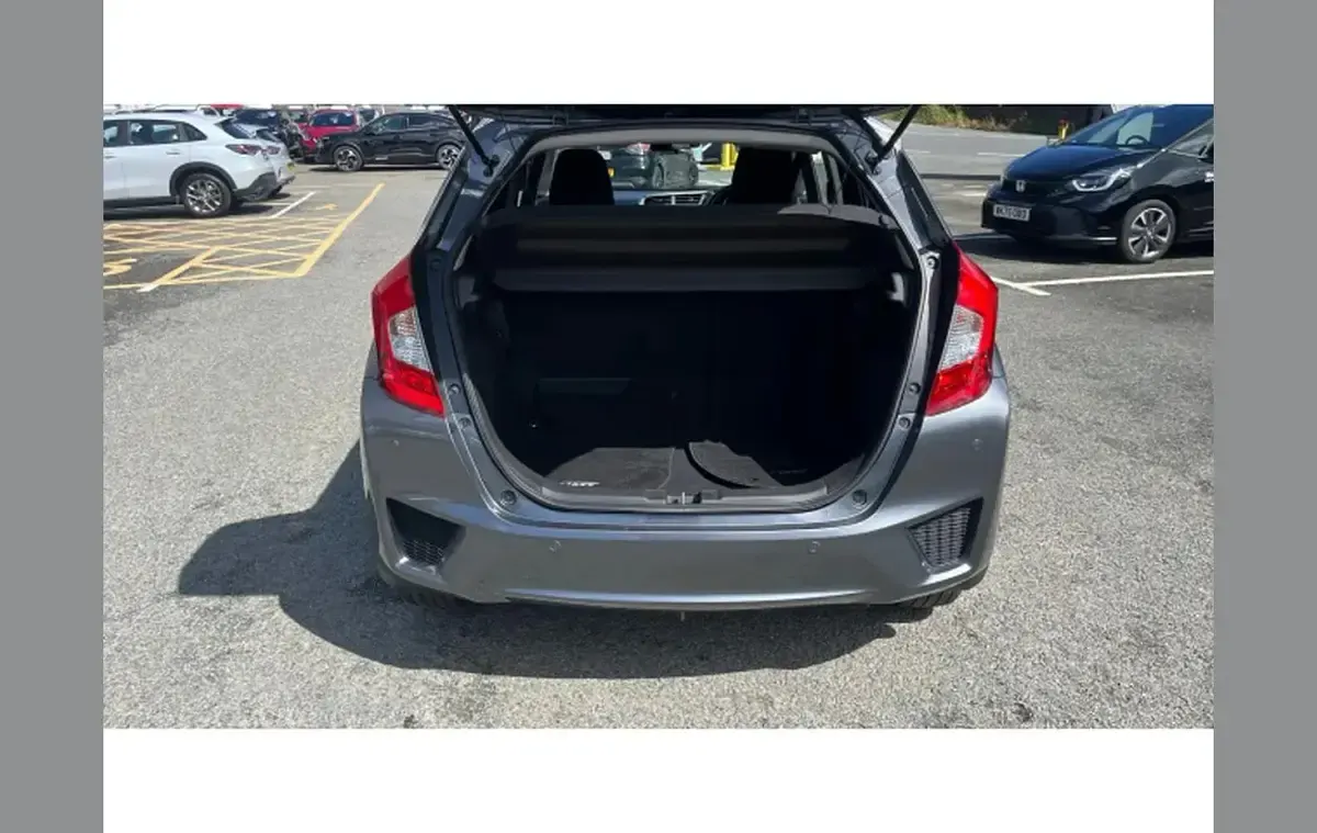 Used Honda Jazz EX 102 HP (75 kW) 2017 Grey Hatchback