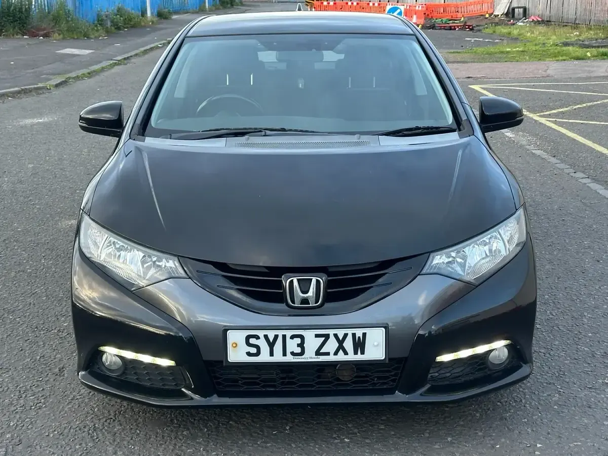 Used Honda Civic ES 120 HP (88 kW) 2013 Black Hatchback