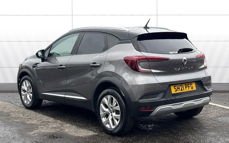 Usado Renault Captur Iconic 91 HP (66 kW) 2021 Other SUV