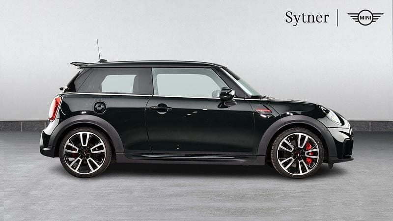 Used Mini John Cooper Works Hatch 228 HP (167 kW) 2023 Green Hatchback