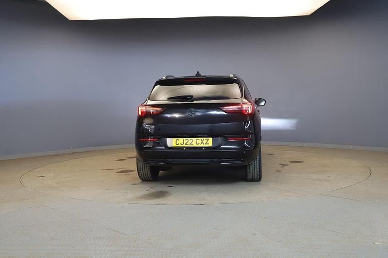 Used Vauxhall Grandland X SRi 128 HP (94 kW) 2022 Black SUV