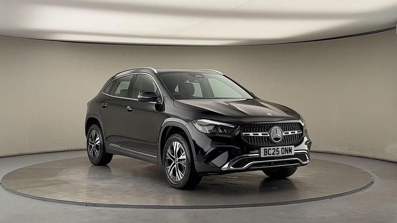 Cosmos black New 2025 Mercedes GLA200 Executive SUV | £33,600 (Super price) - Image 1/4
