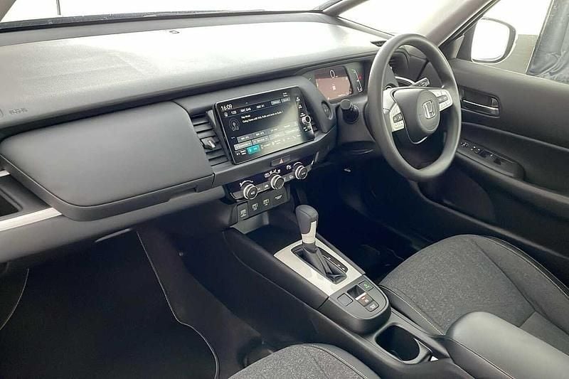 Second-hand Honda Jazz Hybrid 109 CP (80 kW) 2021 Negru Hatchback