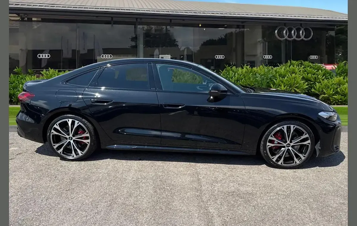 Used Audi A5 Advanced 362 HP (266 kW) 2025 Black Sedan