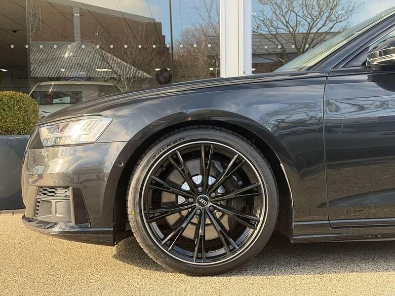 Used Audi S8 Advanced 571 HP (419 kW) 2020 Grey Sedan