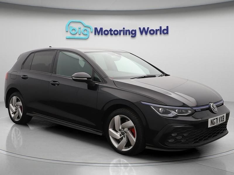 Black Used 2022 VW Golf VIII GTE Hatchback | £21,900 (Fair price) - Image 1/4