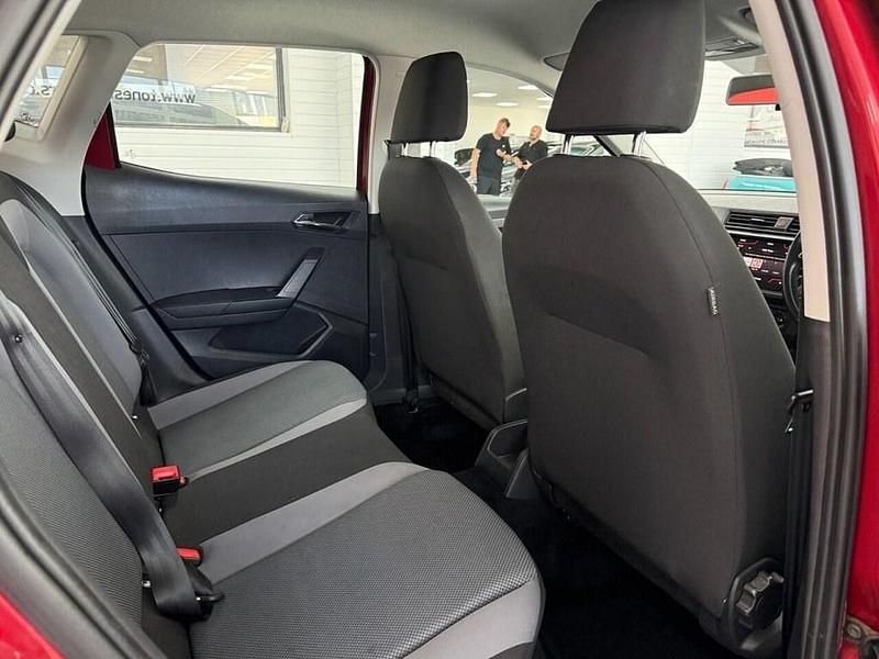 Used Seat Arona SE Technology 95 HP (69 kW) 2018 Red SUV