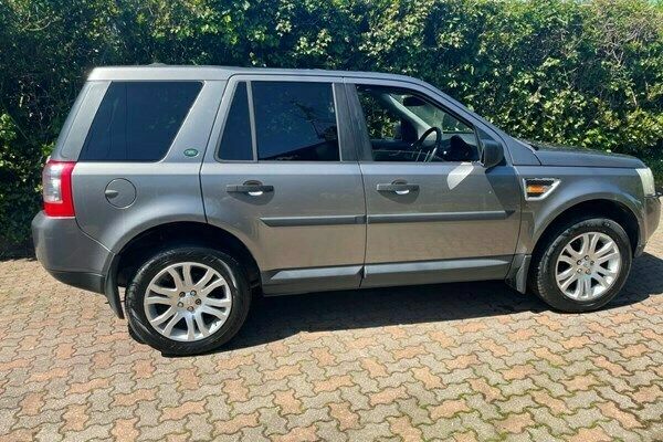 Used Land Rover Freelander 2 HSE 157 HP (115 kW) 2008 Grey SUV