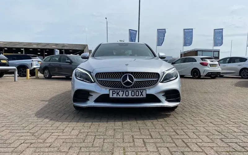 Used Mercedes C220 AMG Line Premium 194 HP (142 kW) 2019 Silver Sedan
