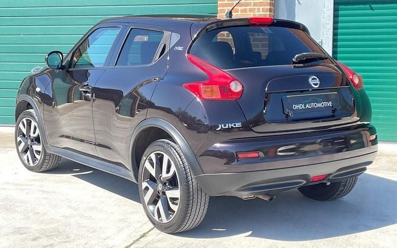 Usado Nissan Juke N-TEC 117 CV (86 kW) 2013 Negro SUV
